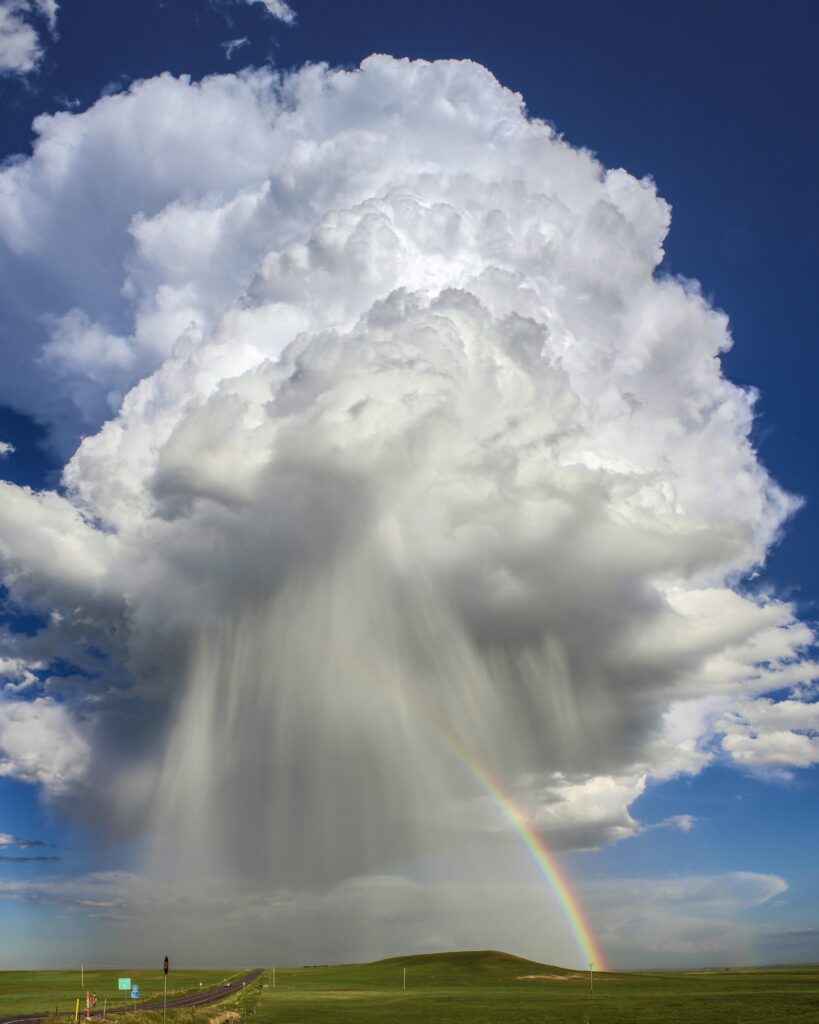 Threatpost Reports: Free Downloads on Cloud Security